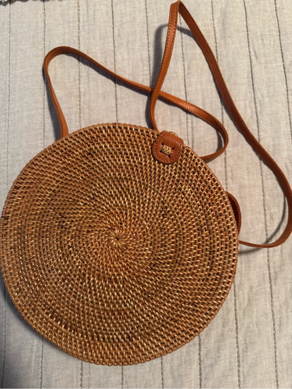 Round Woven Straw Crossbody Bag